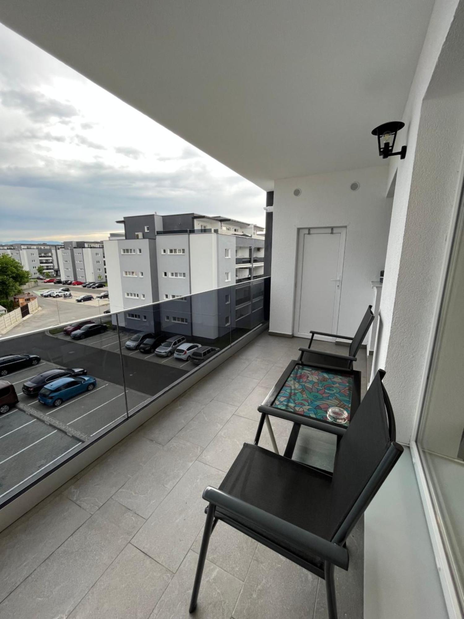 Azzurro Apartment ซีบิว ภายนอก รูปภาพ